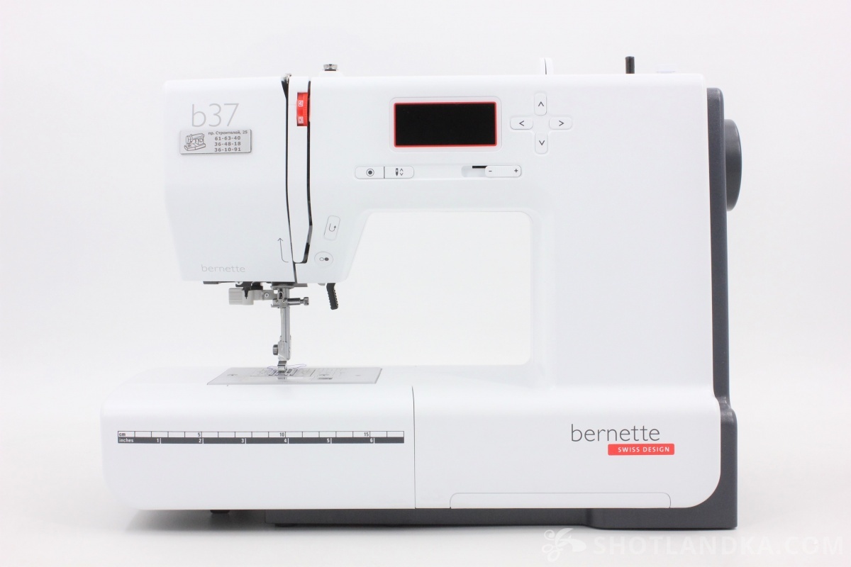 Швейная машина Bernina Bernette B37