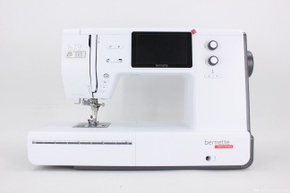 Швейно-вышивальная машина Bernette B79