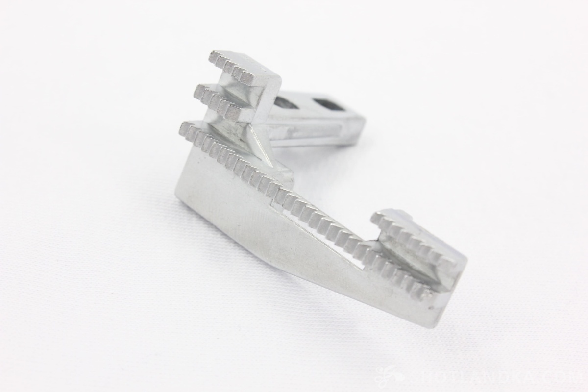 Рейка зубчатая основная Merrylock 640/740 (A2001) Рейка зубчатая основная Merrylock 640/740 (A2001)